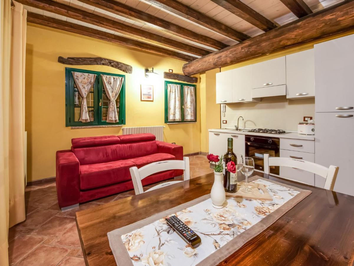 In A Green And Relaxing Atmosphere With Pool And Stunning Lake View Villa Marone Exteriör bild